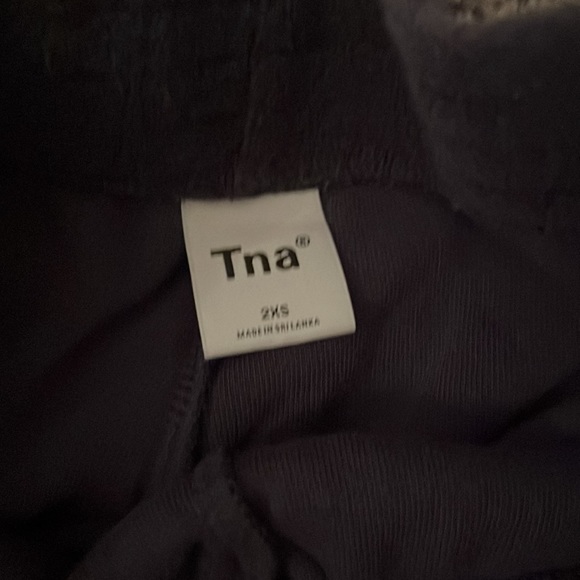 TNA velvet shorts - Picture 2 of 2